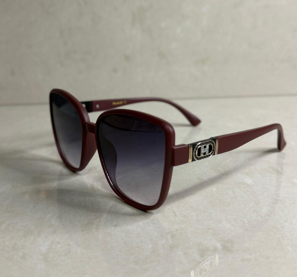 ELEGANCKIE OKULARY BORDOWE Z OZDOBNYM DETALEM - obrazek 2
