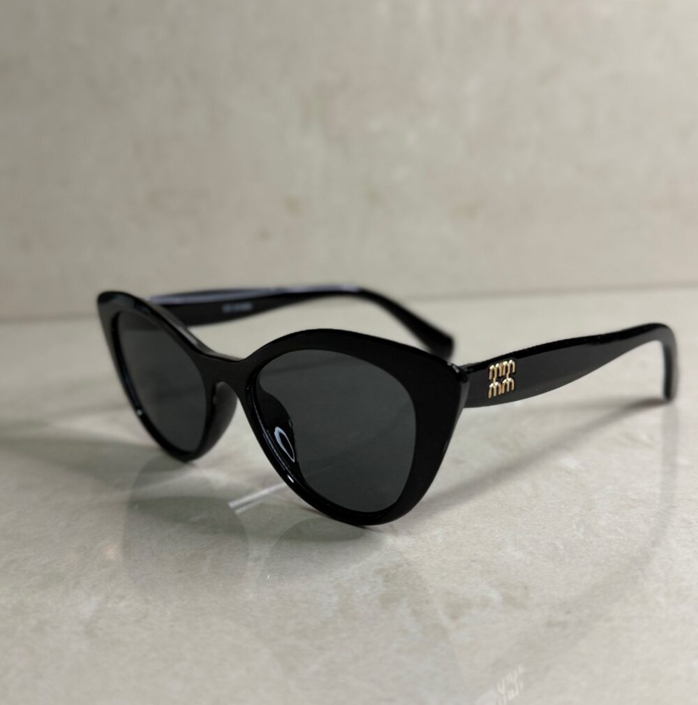 MODNE OKULARY PRZECIWSŁONECZNE  W STYLU  CAT-EYE - obrazek 2
